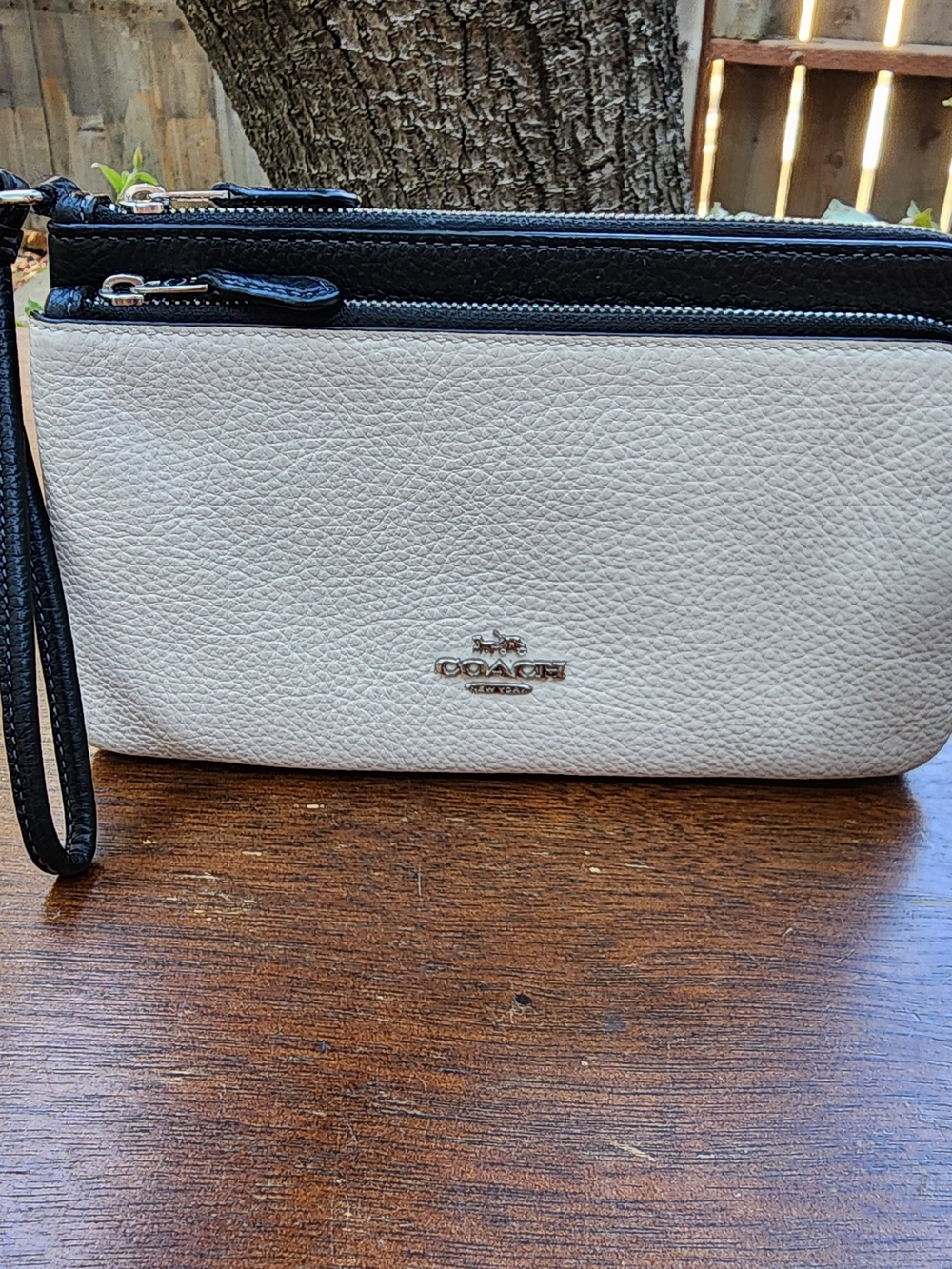 Coach Pebbled Leather Double Zip Wristlet White Black Clrblk Wallet Clutch NWOT